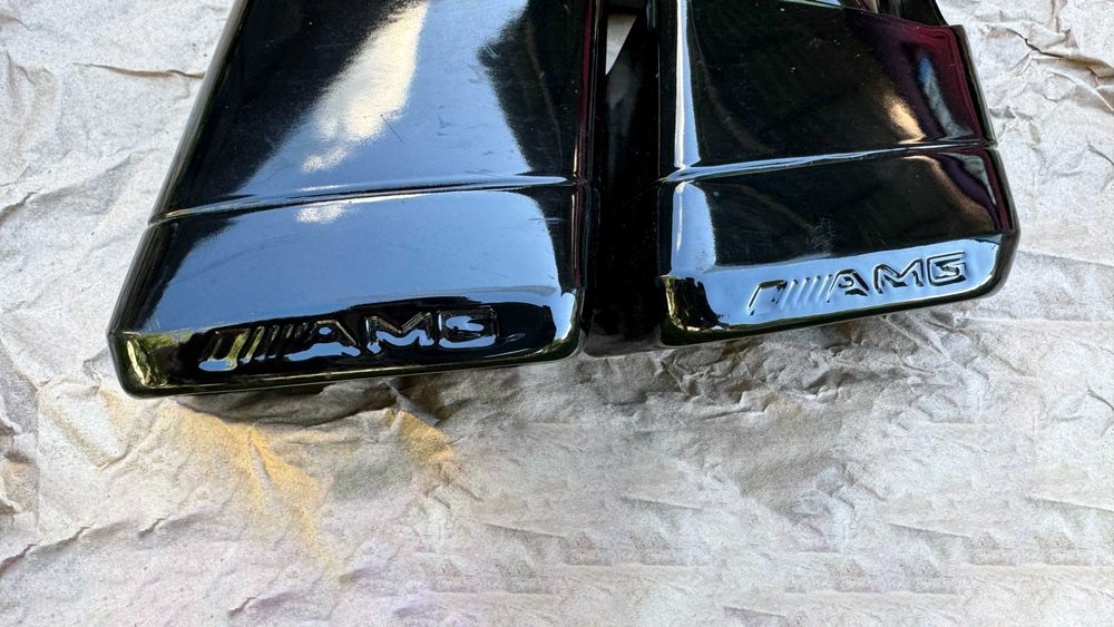 Насадки на вихлопні труби Mercedes W221 AMG