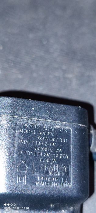 Vendo Carregador para Máquina de Barbear Philips Novo