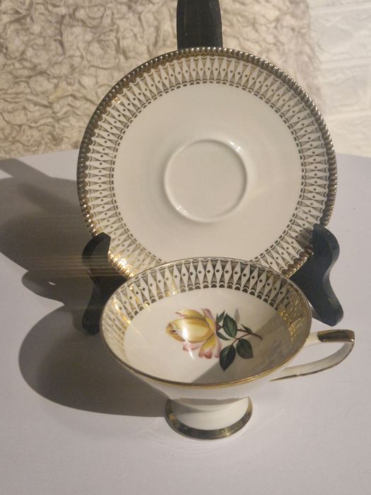 Duo filiżanka ze spodeczkiem