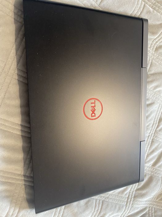 Laptop 15,6 dell inspirion 7577
