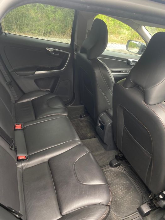 Volvo XC60 D4 2.0 Dynamic Auto Nacional