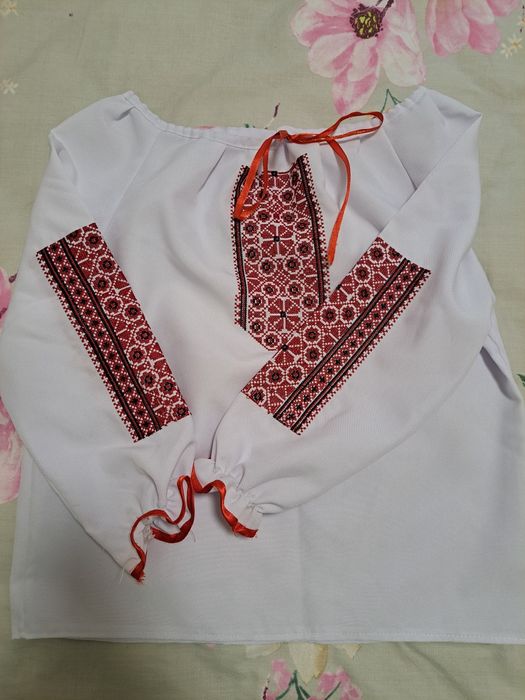 Продам вишиванку