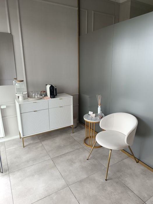 Wynajem stanowiska do manicure Gdańsk Zaspa/Przymorze Albatros Towers