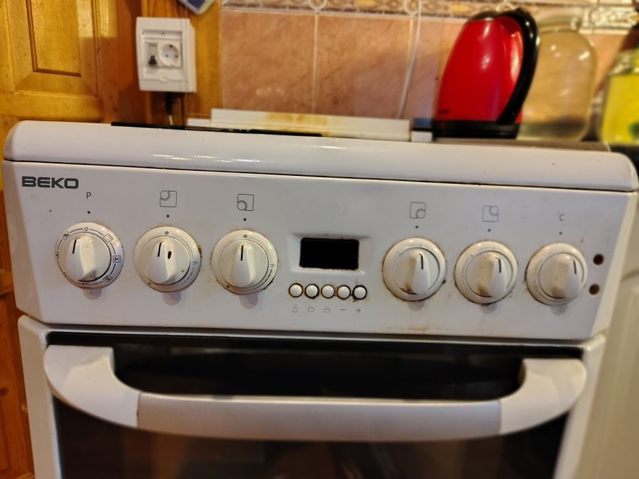 Плита  Веко комбінована газ/електро