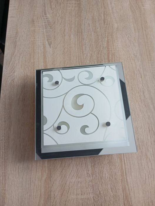 Sprzedam lampę plafon