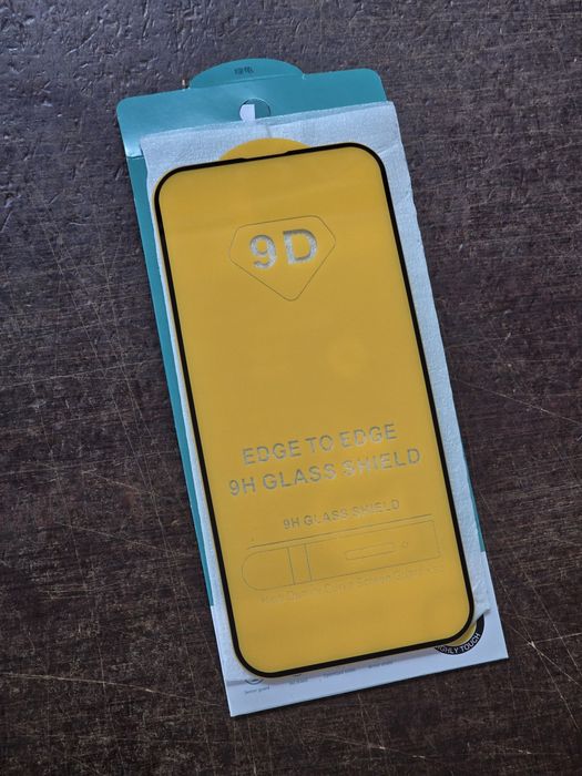 Etui iPhone 16 Pro matowe czarne + szkło hartowane 18D