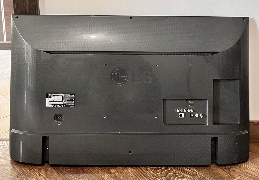 Телевізор SMART LG 43