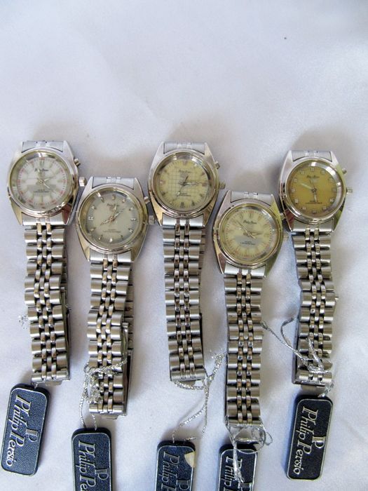 Часы Philip Persio Сингапур новые, кварцевые, женские