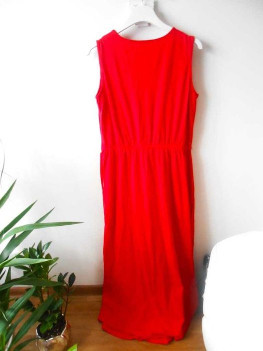 Markowa czerwona sukienka dekolt z koronki wiązany, roz. 44/46/48