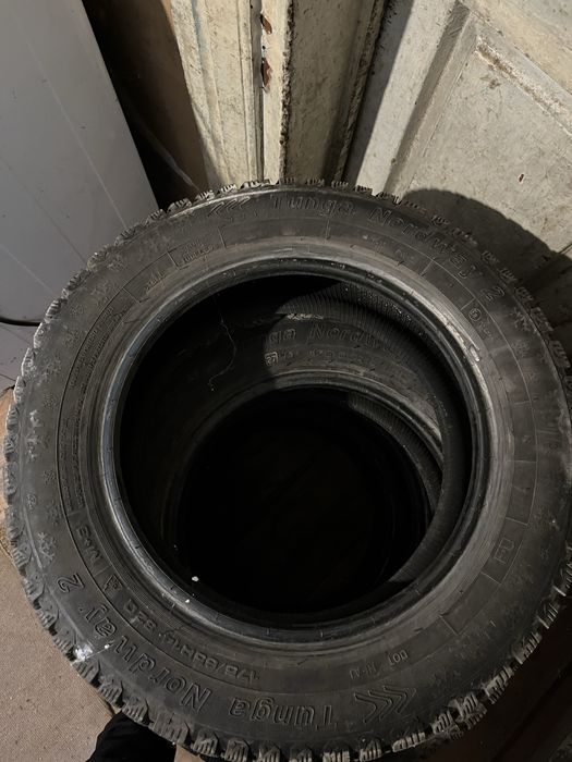 Резина зимняя 175/65 R14