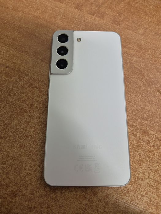 Samsung s22  128GB biały