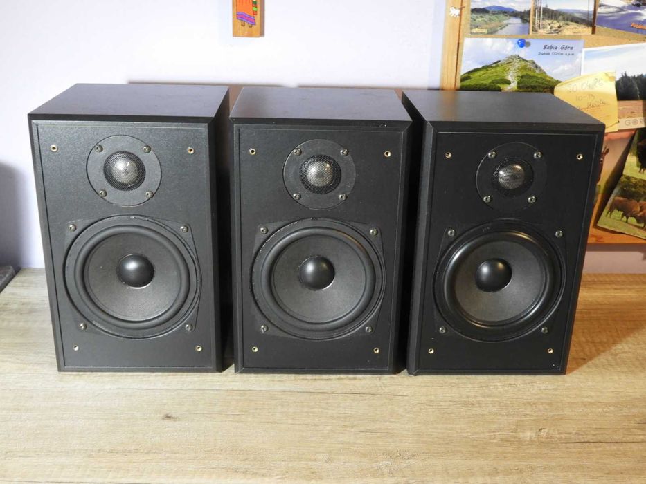 Kolumny Teufel M 80 część zestawu stereo lub kina domowego.