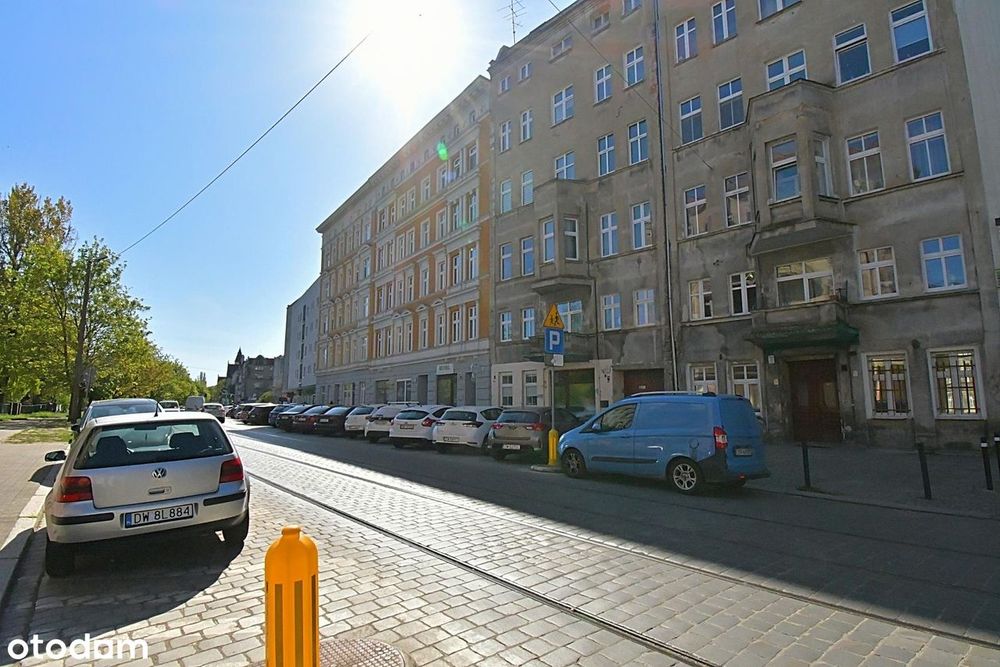 Kawalerka z balkonem, blisko uczelni