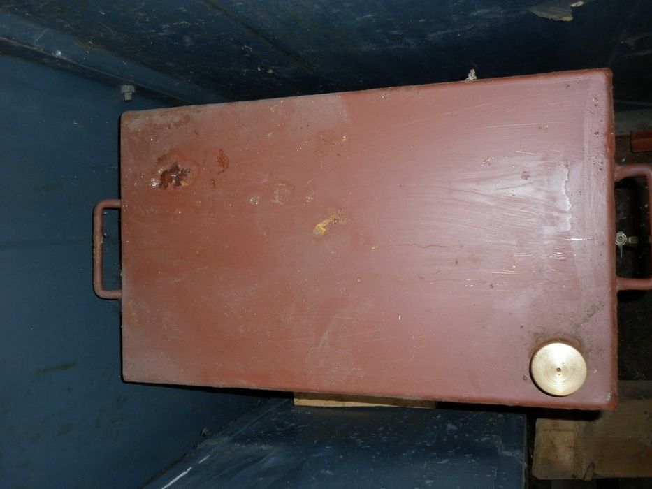 Бак металевий 110л