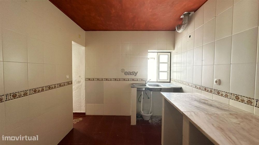 Moradia Térrea T2 com Logradouro E Elevado Potencial, Cabeço de Vide