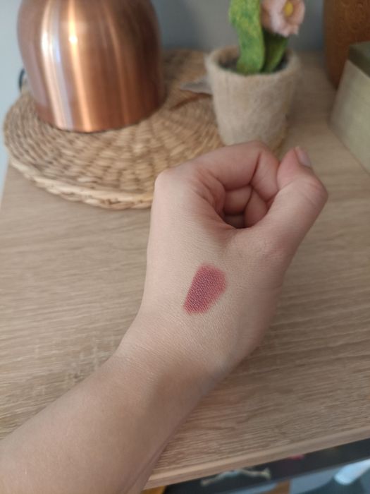 Matowa pomadka Celebrity lips 507 bare