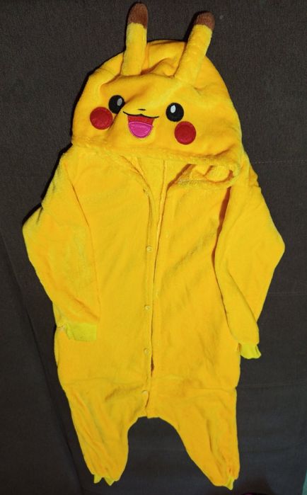 Кигуруми Пикачу на рост 140
