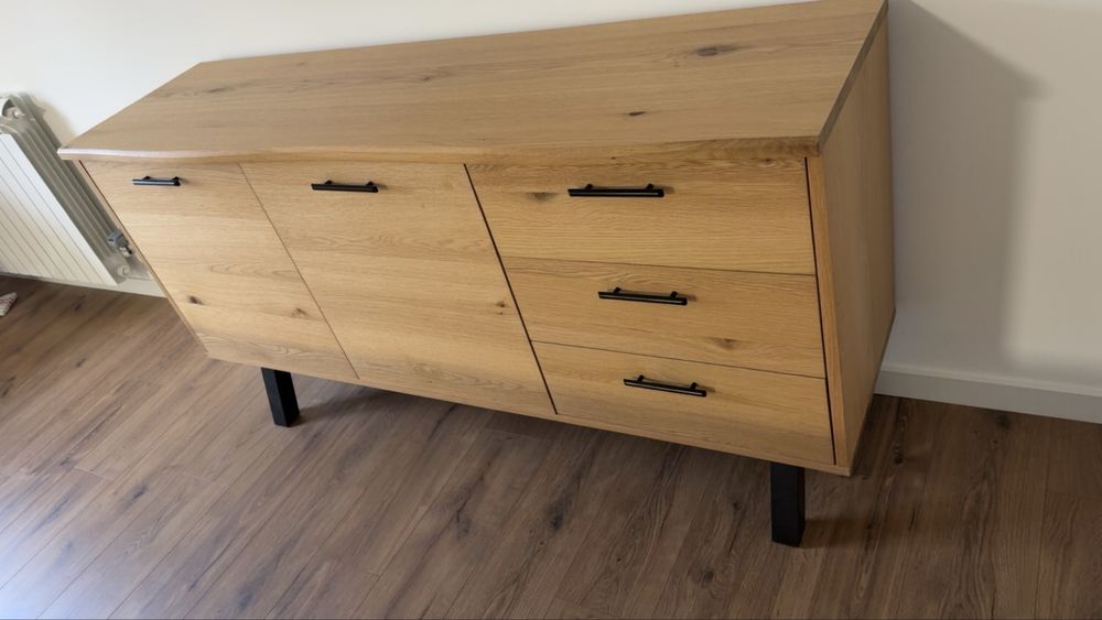 Mesa + aparador 600€