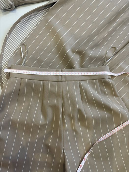 Костюм з шортами та піджаком S