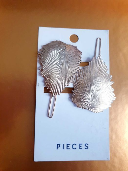 Złote metalowe spinki szpilki do włosów Pieces