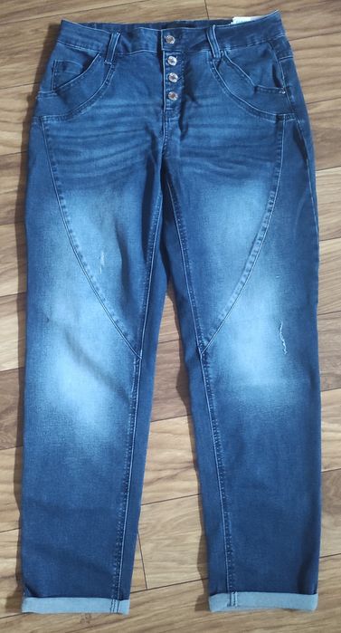 Nowe jeansy boyfriend Mohito 36-40