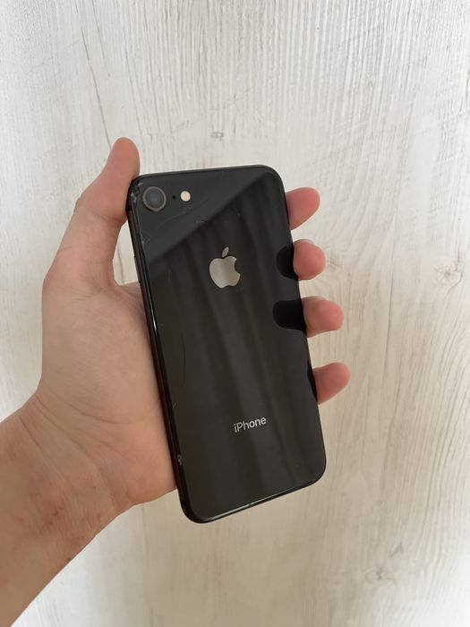 iPhone 8 Space Gray (64gb)