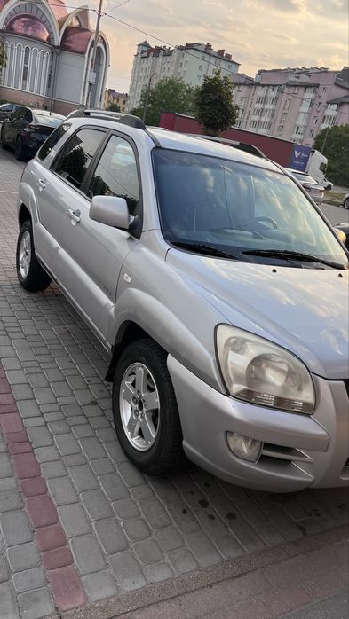 Kia sportag 2.0 повний привід