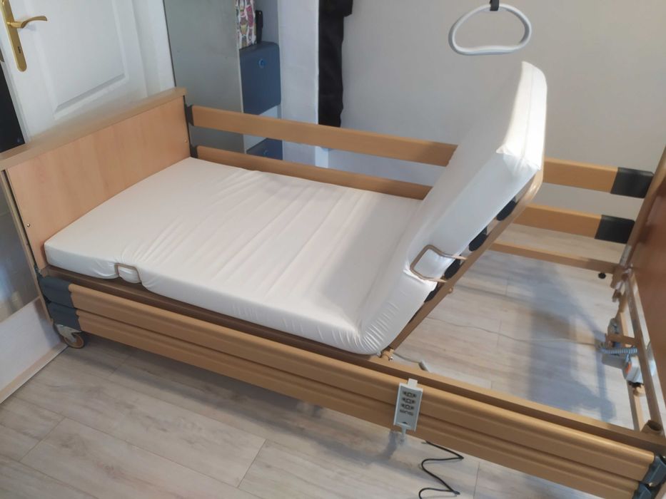 Łóżko rehabilitacyjne na pilota wynaje,m DOWÓZ I MONTAŻ GRATIS