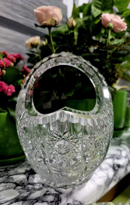 Хрустальные конфетницы корзинки