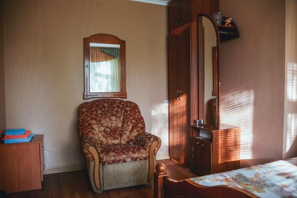 ТЦ Квадрат Воскресенка Центр серця Троєщина Райдужний, НАВС, лікарня