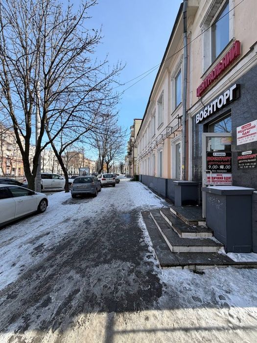 Аренда магазина Яворницкого 107 107
