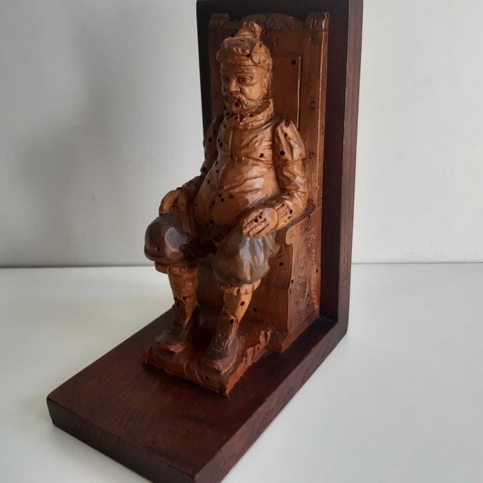 Antigo Serra Livros Madeira Esculpida Figura Sancho Panza