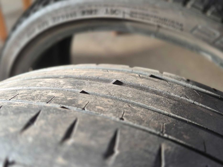 Pneus 205 40 R18 Pilot Sport 4, Uniroyal All Season Expert e Maxxis Premitra