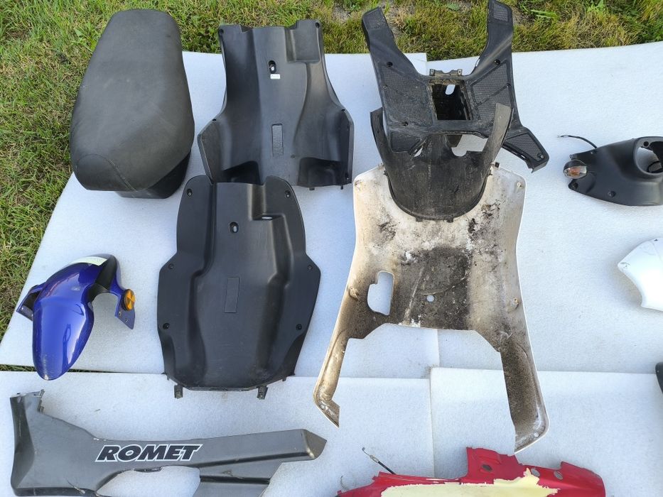Plastiki, owiewki średni SKUTER chińczyk Moto Magnus