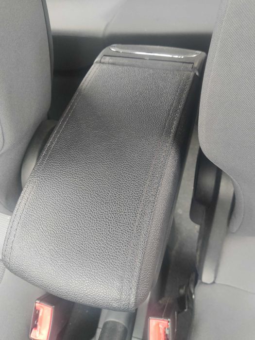 Mitsubishi Colt 1.5 Di-D Automático, com revisão e IPO | Pronto a Circular