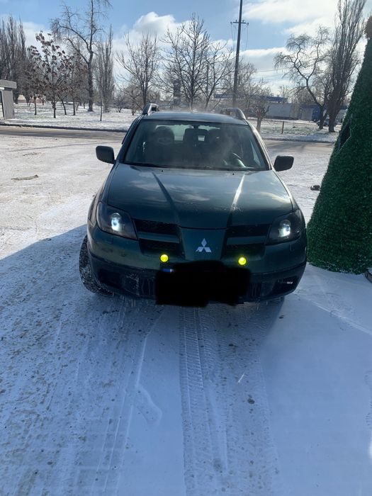 Продам  свое авто аутлендер