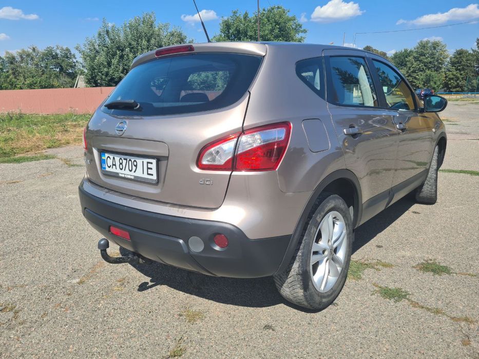 Продам Nissan Qashqai