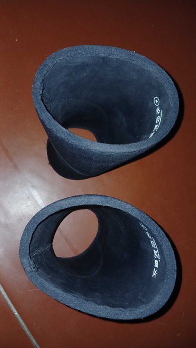 Жорсткі наколінники TKS Titan розмір М