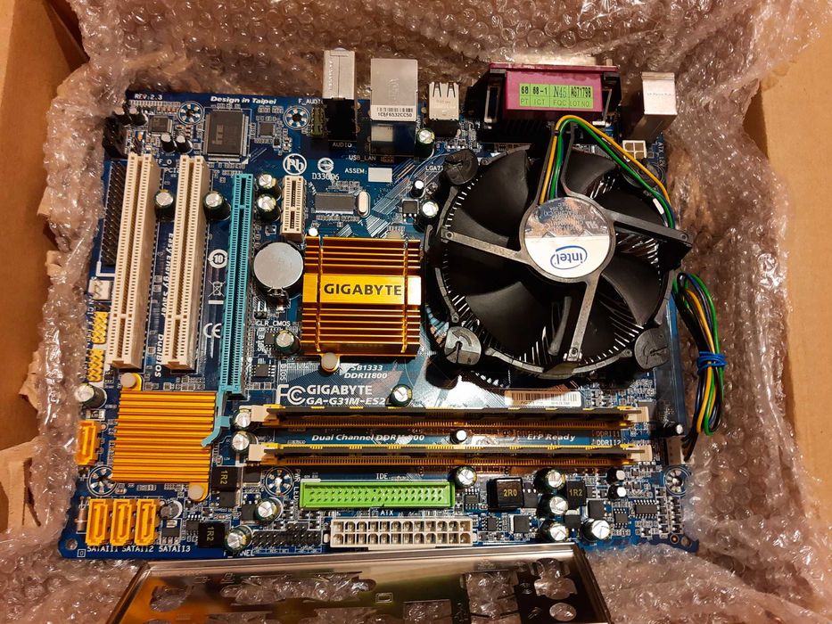 Gigabyte GA-G31M-ES2 + Pentium 2x 2,7GHz + 4GB RAM serwer NAS, TrueNAS