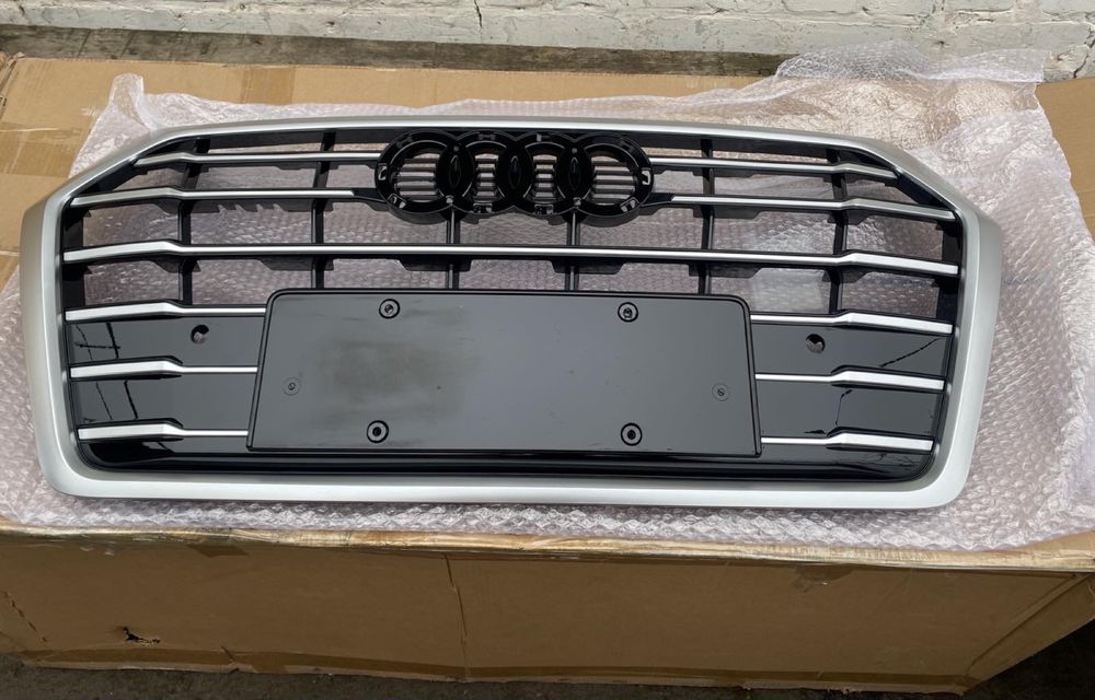 Решітка радіатора Ауді кью 5 решетка радиатора Audi q5 решотка Ауди