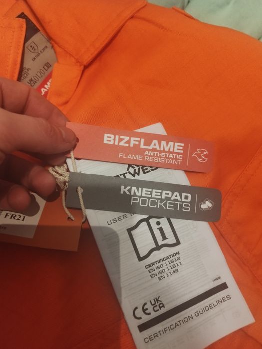 Portwest FR21 Anty elektrostatyczny Kombinezon