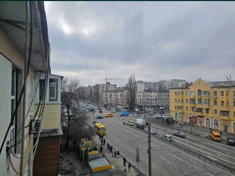 ПРОДАЮ гарна 2к квартира ПР.СЛОБОЖАНСЬКИЙ Калинова ТЦ Млин ГАЗ!