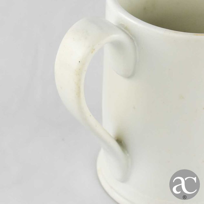 Caneca em porcelana Branca Vista Alegre