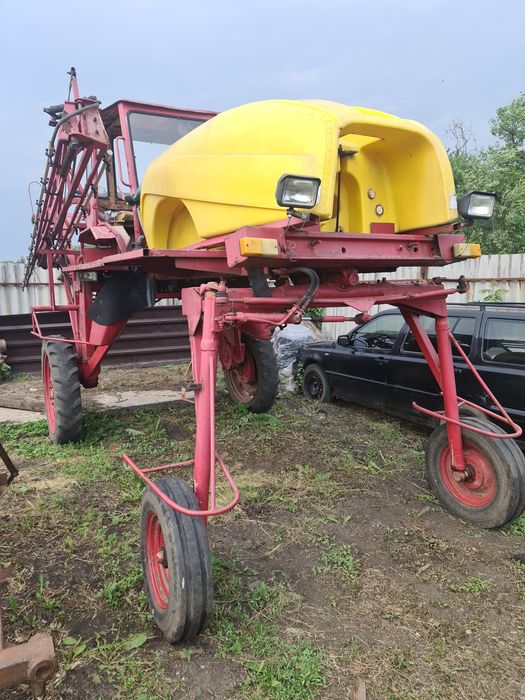 Оприскувач самохідний Т 16