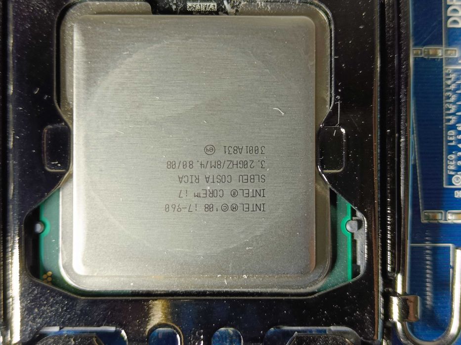 КОМПЛЕКТ Материнська плата Gigabyte GA-X58A-UD3R + проц i7-960 LGA1366