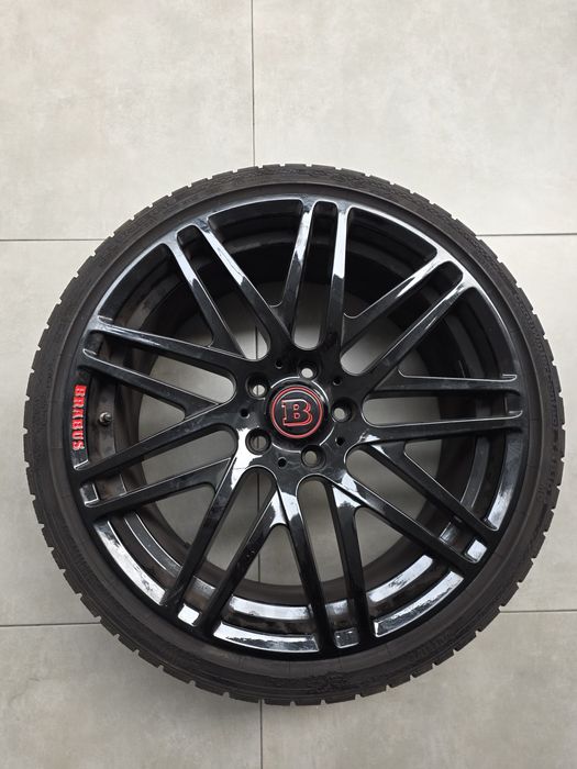 Jantes Brabus originais 19" com pneus 235/35 R19