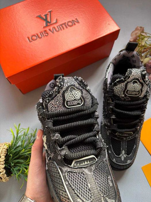 Кросівки Louis Vuitton Skate x Swarovski / луї вітон скейт сваровскі