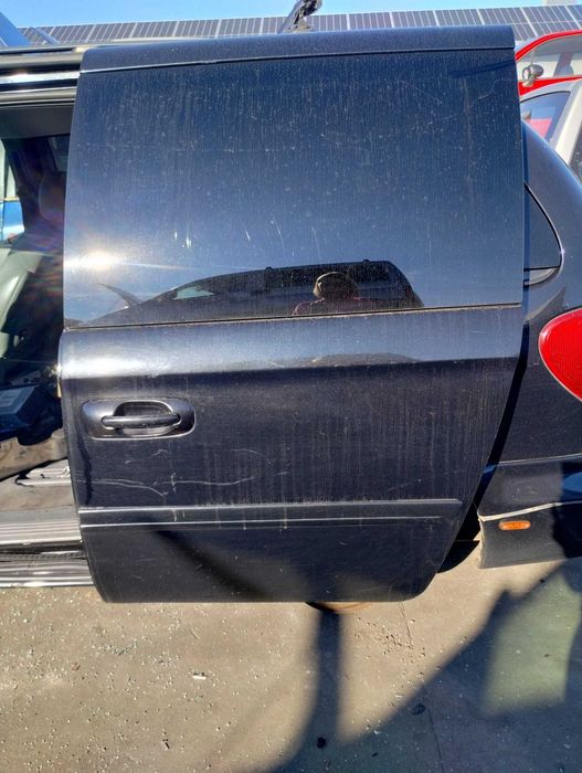 drzwi lewe przesuwne Chrysler Voyager IV LIFT Europa,  Części