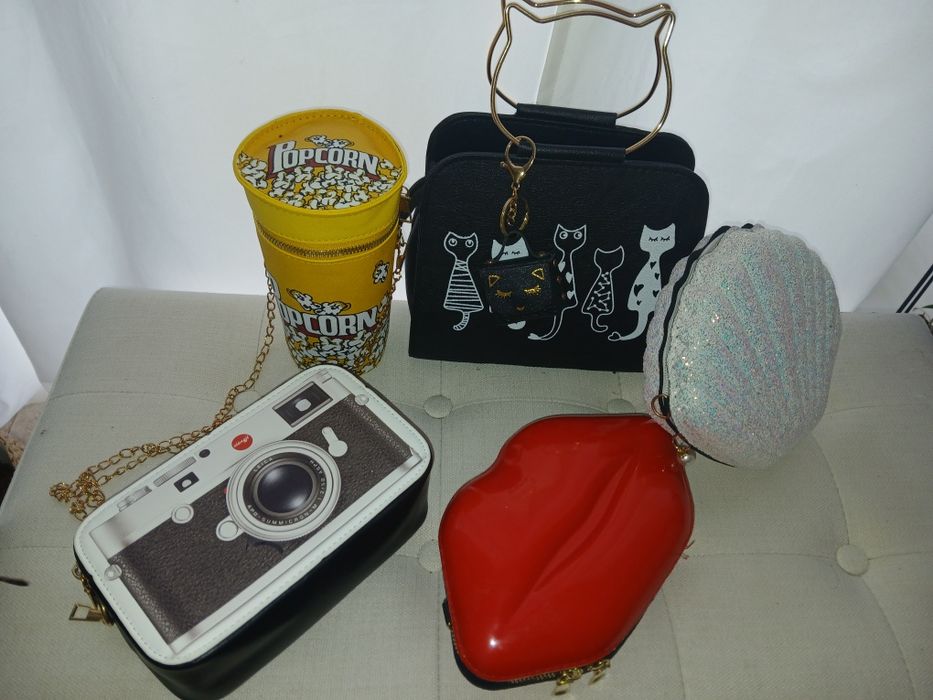 Vendo malas diferentes e originais