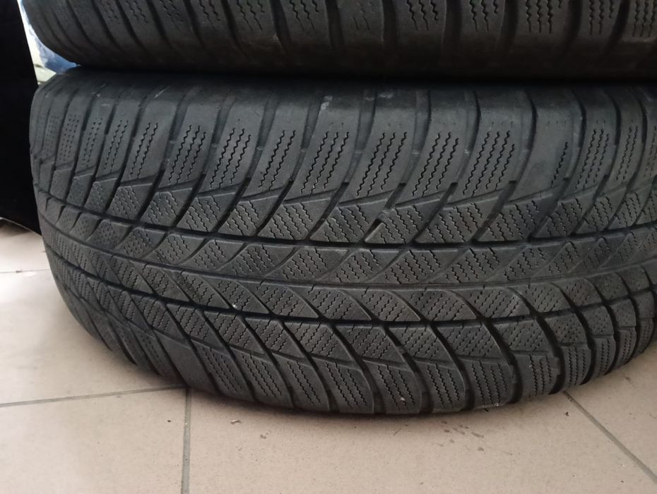 Opony zimowe Bridgestone Blizzak LM0011 gr. 6 mm